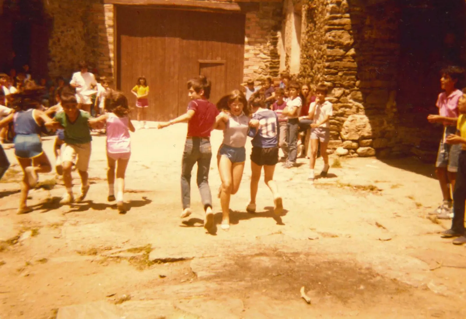 Colònies 1983, Casa Llavasa · Durro — foto 3